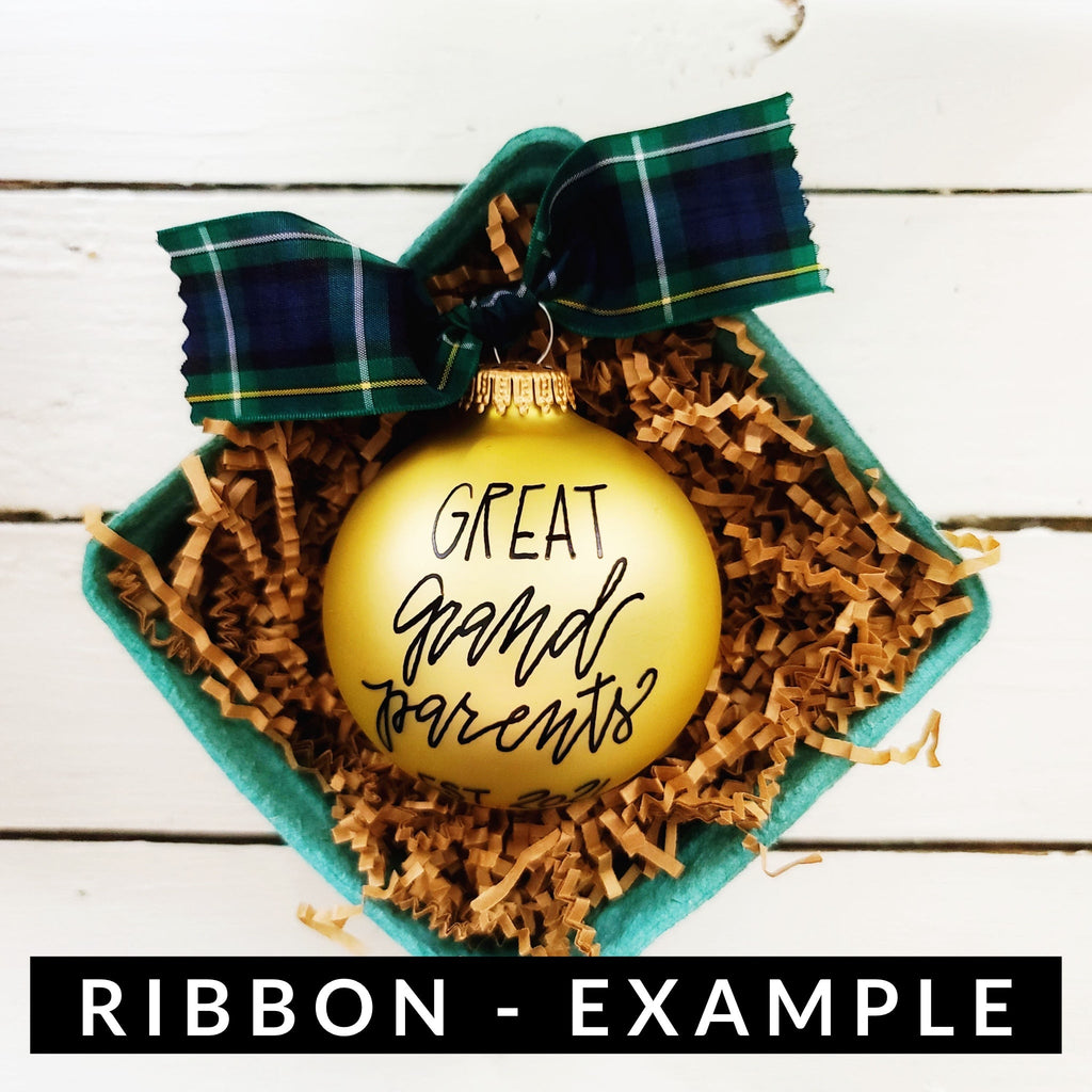 Clan Campbell Tartan Ribbon with an Example Ornament