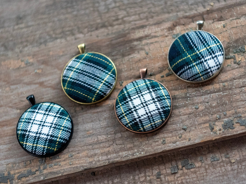 Campbell Dress Tartan Plaid Pendant And Necklace Set