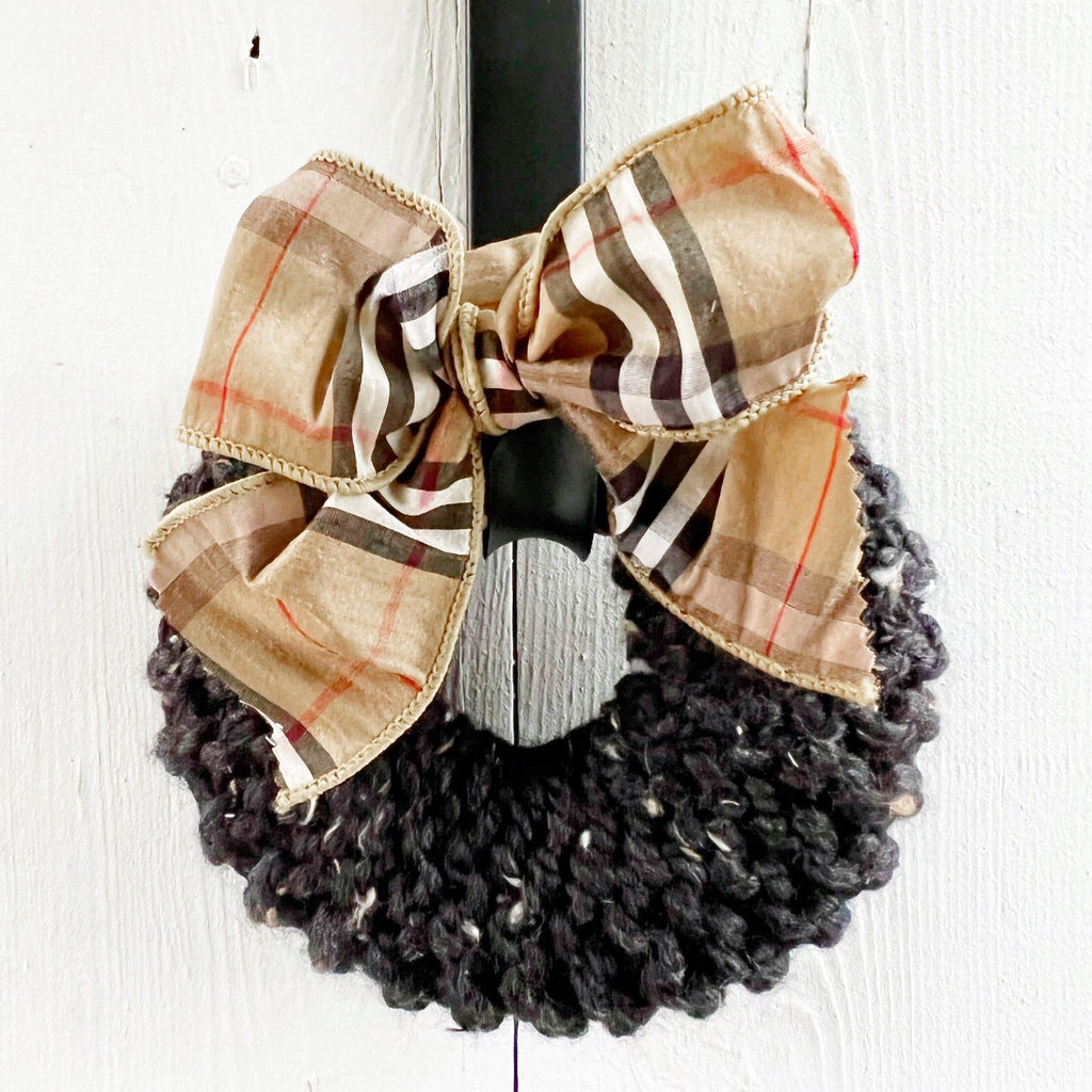  Hand Knitted Farmhouse Wreaths With Tartan Bows