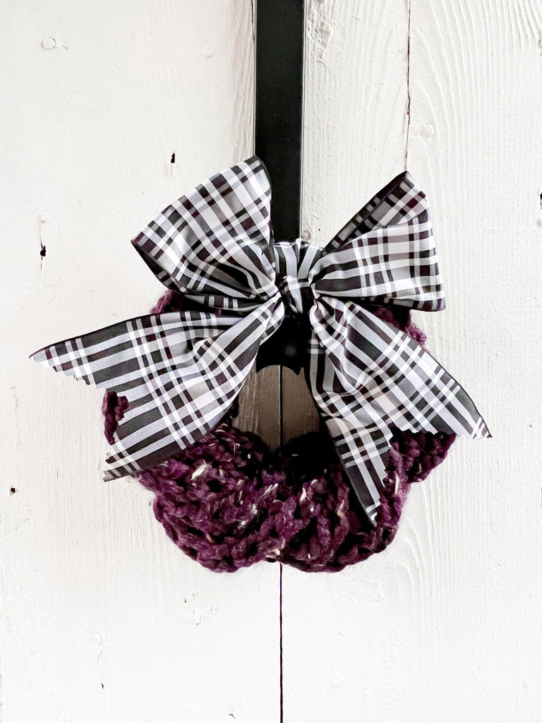 Farmhouse Knit Wreath with Menzies Tartan Plaid Ribbon