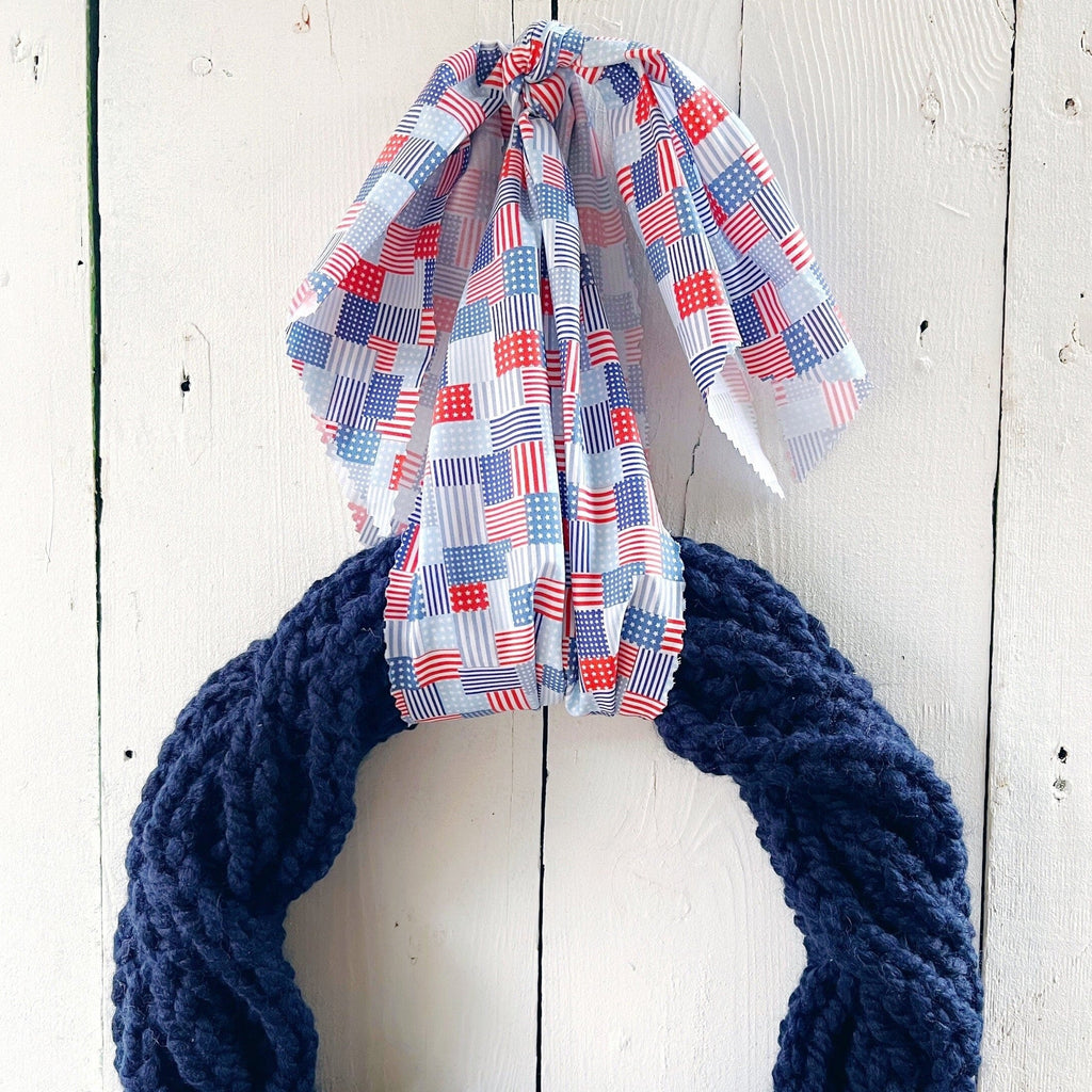 Hand Knit Wreaths - Knit Chunky Patriotic Wreath 