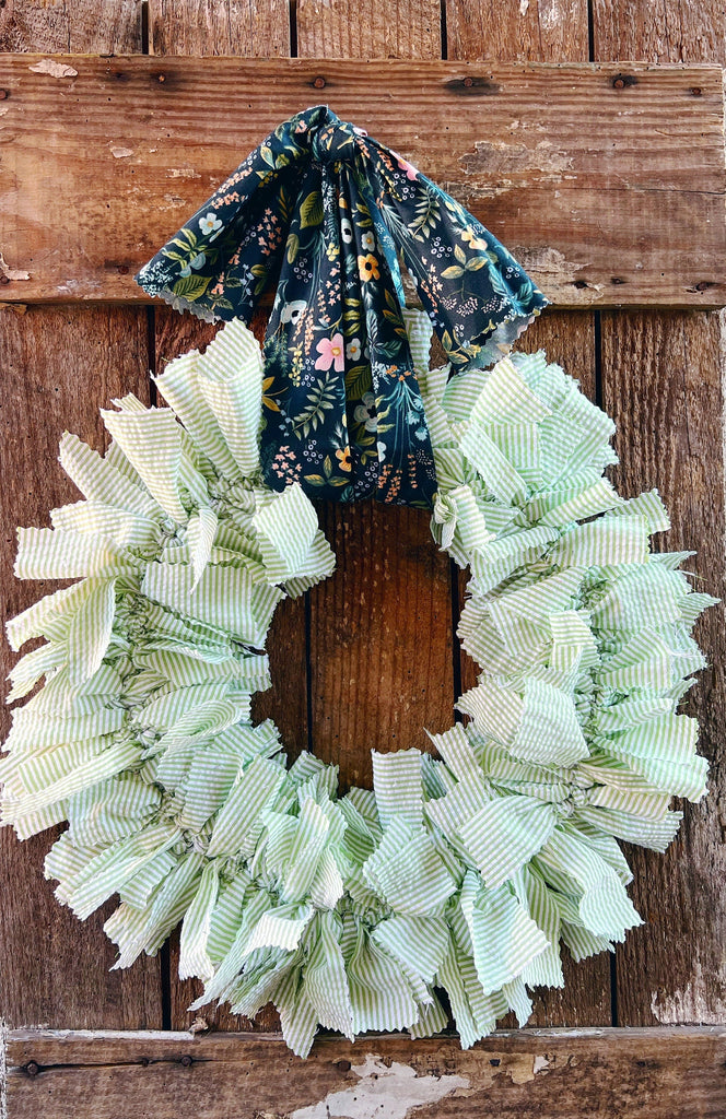 Rag Wreath - Seersucker Fabric Rag Farmhouse Wall Decor