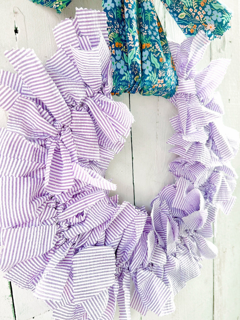 Rag Wreath - Fabric Swag Wreath In Purple Seersucker