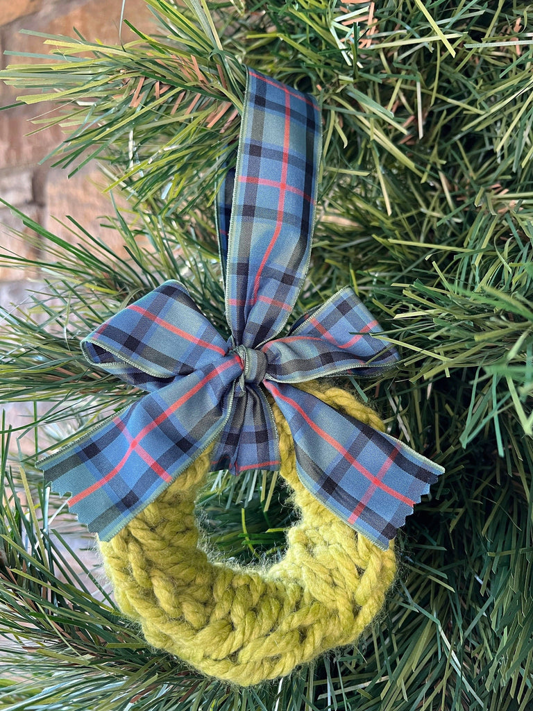 Hand Knit Plaid Wreath Ornament For Christmas Decor