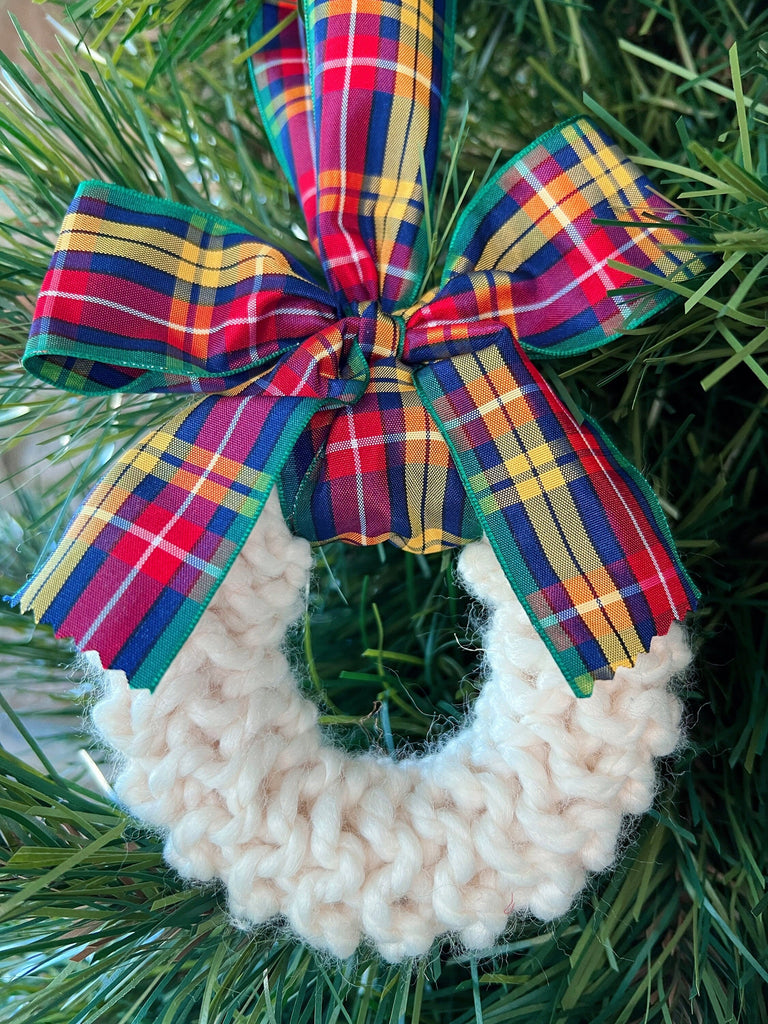 Knitted Wreath Ornaments -with large Tartan Ribbon Bows 