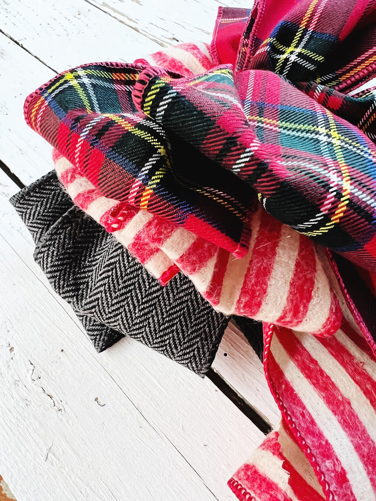 Oversized Bows - Tartan Plaid Farmhouse Style 