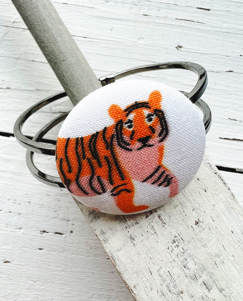 Bengals Jewelry - Hinged Bangle Chunky Bengal Tiger 