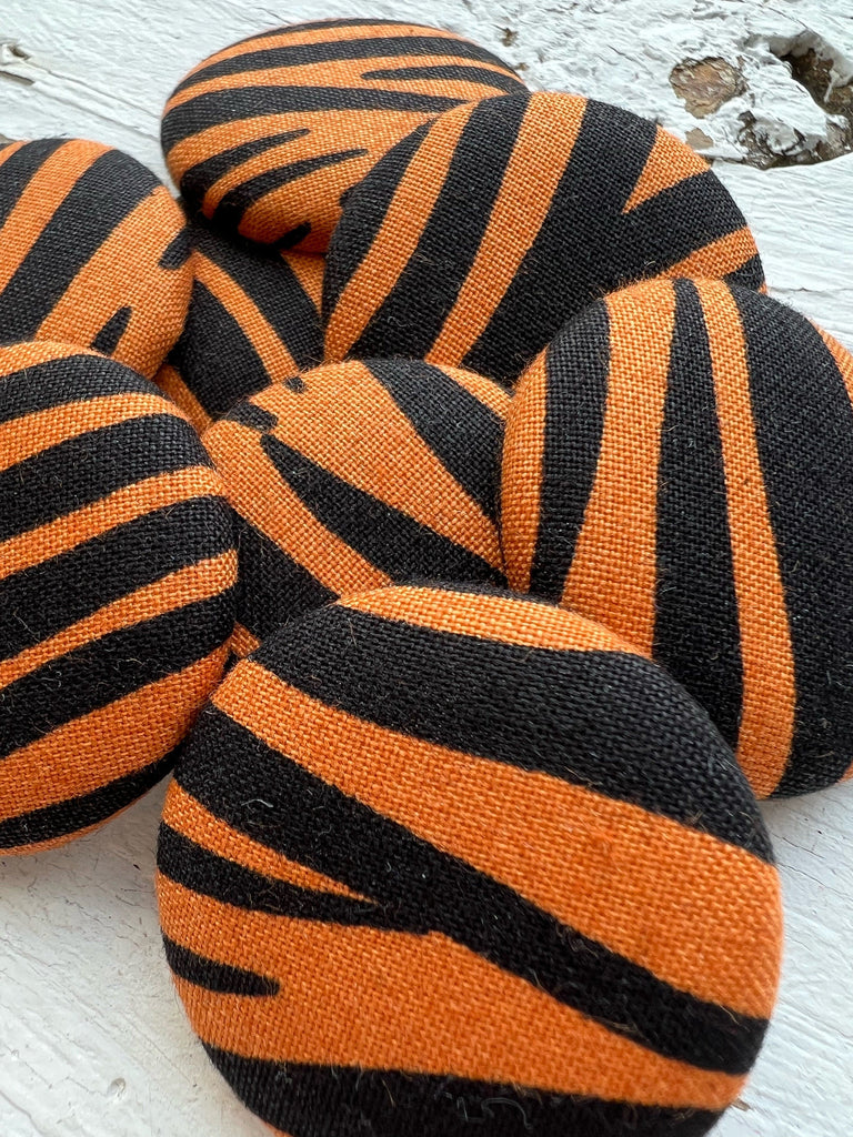 Bengal Tiger Crafting Buttons