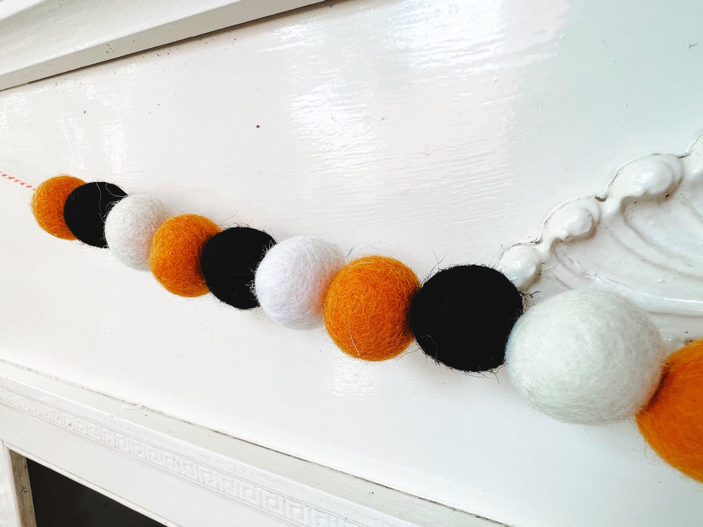  6ft Cincinnati Football Wool Felt Garland 