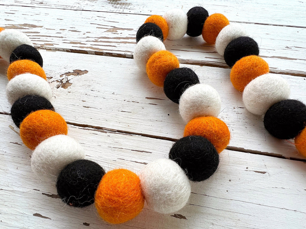 Cincinnati 6ft Cincinnati Football Wool Felt Garland